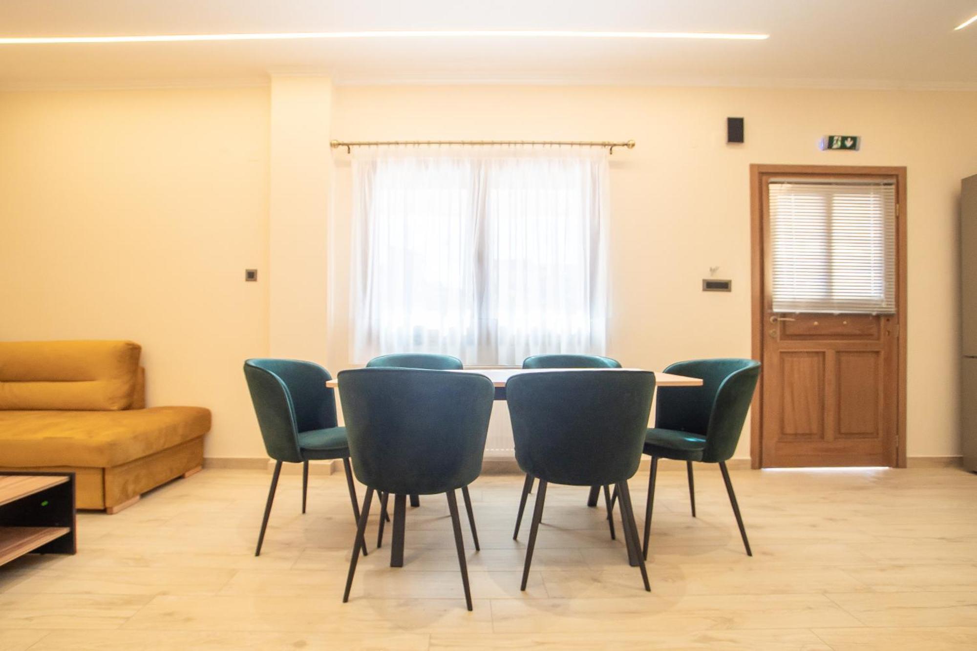 Elegance Suites 普拉塔里亚 外观 照片